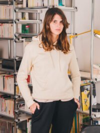 Petrone-hoodie-tencel-coton-bio-femmes-ECRU-5_564542e0-e36e-4b7d-ad7e-5502a1659b51_800x800